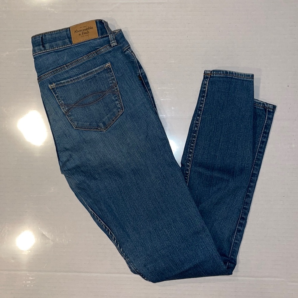 NEW Abercrombie and Fitch Jeans